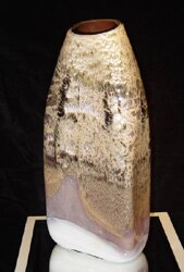 "Uruquin Vessel" - Glass Sculpture by Randi Solin