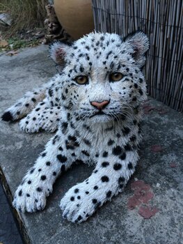 "Snow Leopard Nuborn" - Wild Animal Sculpture by Ann Andersson