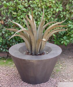 "Medium Agave in Pot" - Metal Sculptures by Eric Richard