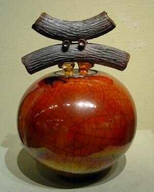 Bob-Smith-BS240-Small-Lidded-Pot