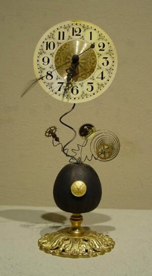 Small-Explode-Clock-05-600pix