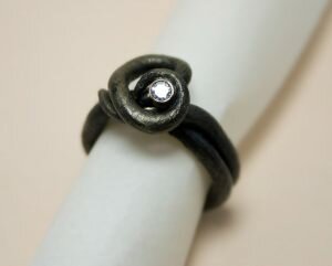 Valerie-Ostenak-VO224-Ring-Vines-and-Tendrils-with-diamond